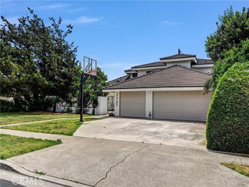 17782 Arbolada , Tustin, CA