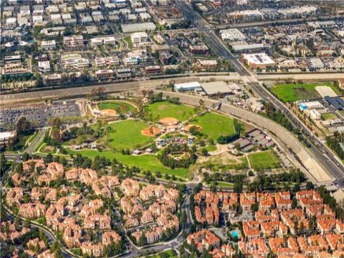 2894 Player Ln , Tustin, CA