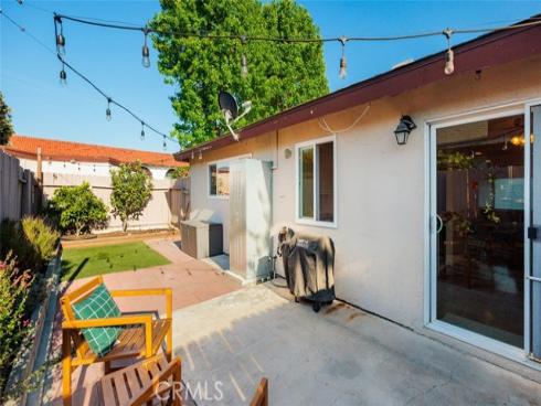 17962 Irvine Boulevard, Tustin, CA