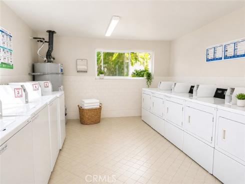 1881 Mitchell 57 Avenue, Tustin, CA