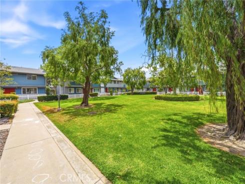 1447 Sycamore , Tustin, CA
