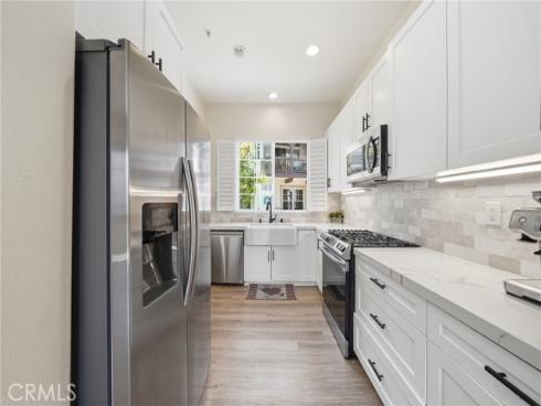 2856  Ballesteros   Lane, Tustin, CA
