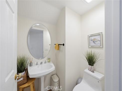 2856  Ballesteros   Lane, Tustin, CA