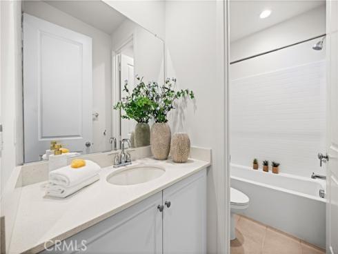 207 Essex Court, Tustin, CA