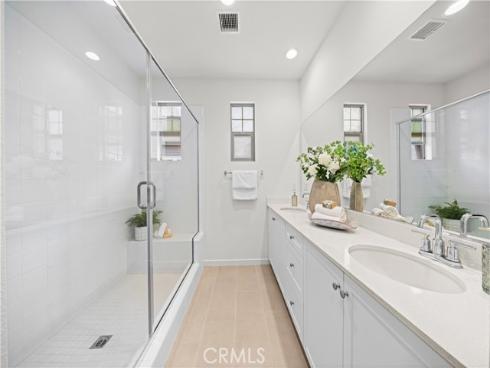 207 Essex Court, Tustin, CA