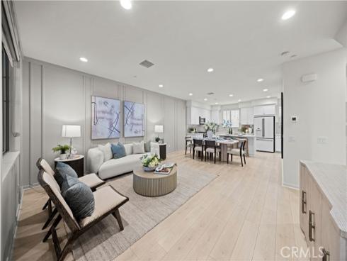 207 Essex Court, Tustin, CA