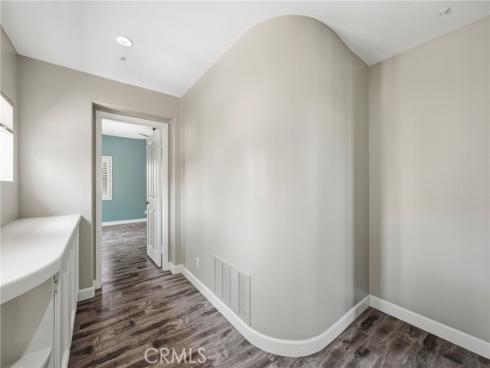 2493 Tequestra , Tustin, CA