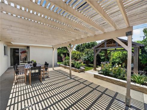 1192 Sycamore Avenue, Tustin, CA