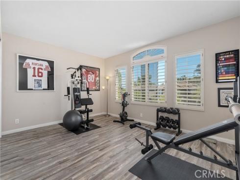 2573 Newman , Tustin, CA
