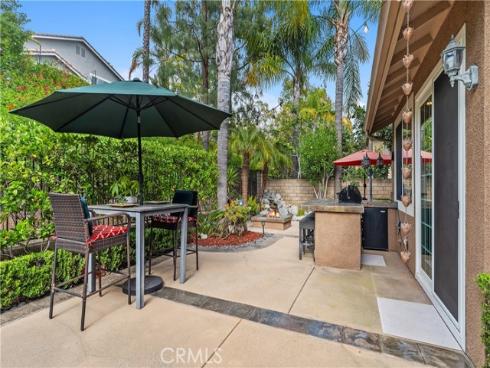 2573 Newman , Tustin, CA