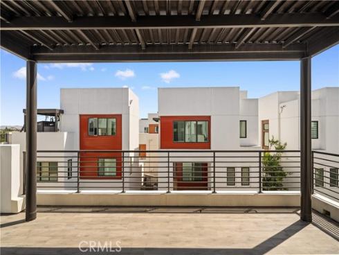 80 Ballast , Tustin, CA