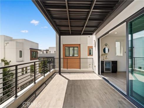 80 Ballast , Tustin, CA