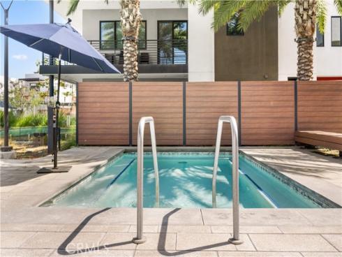 80 Ballast , Tustin, CA