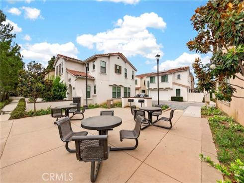 1856 Harvest Circle , Tustin, CA