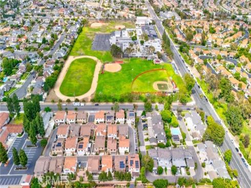 1856 Harvest Circle , Tustin, CA