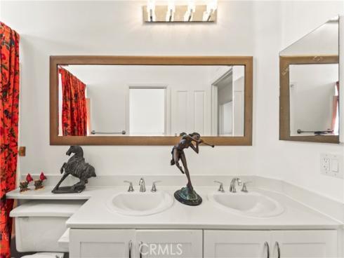 12709 Trent Jones Lane, Tustin, CA