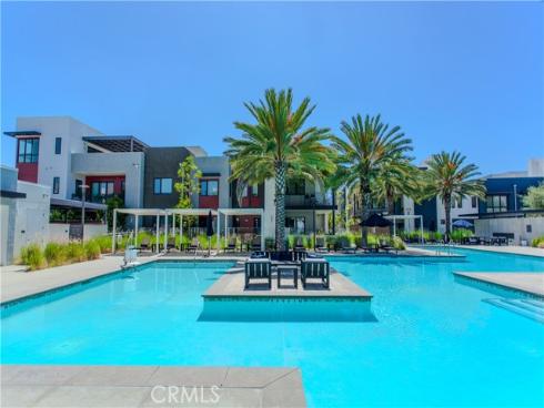 130  Waypoint  , Tustin, CA