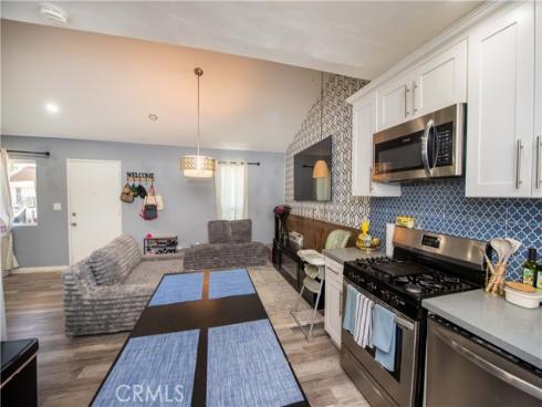 1192  Mitchell  77  Avenue, Tustin, CA