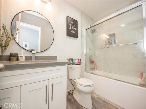 1192  Mitchell  77  Avenue, Tustin, CA