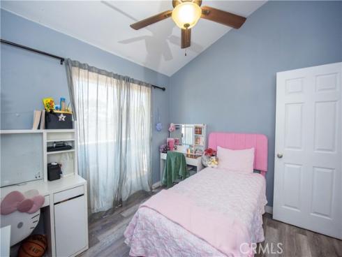 1192  Mitchell  77  Avenue, Tustin, CA