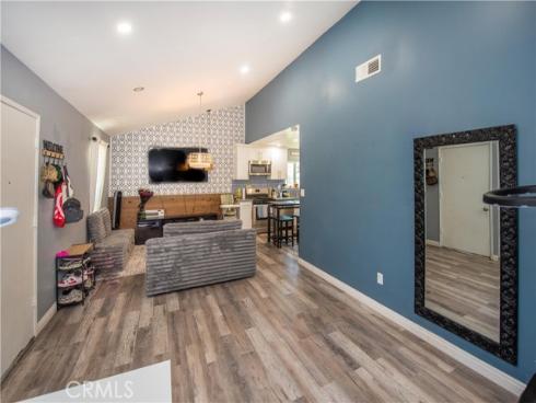 1192  Mitchell  77  Avenue, Tustin, CA