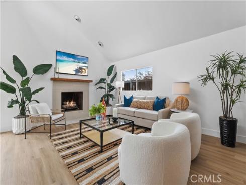 14632  Hyannis Port  , Tustin, CA