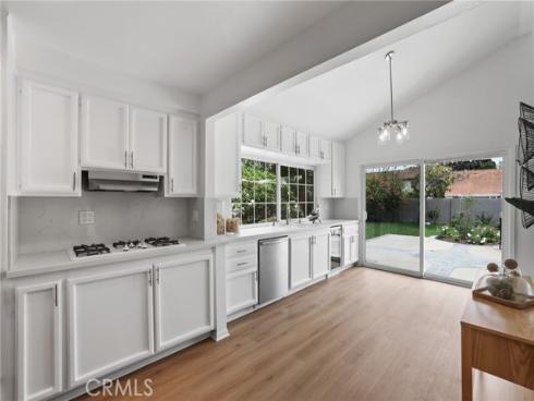 14632  Hyannis Port  , Tustin, CA