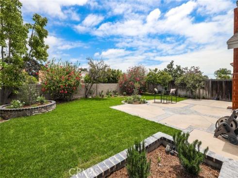 14632  Hyannis Port  , Tustin, CA