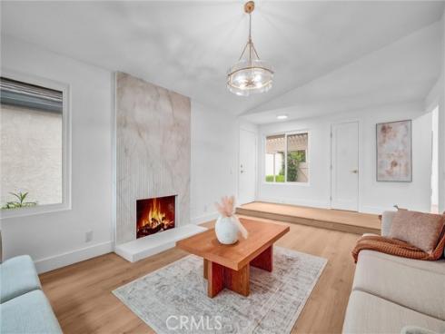 14332 Pinewood Road , Tustin, CA