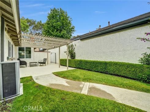 14332 Pinewood Road , Tustin, CA