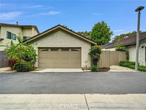 14332 Pinewood Road , Tustin, CA