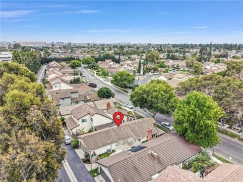 14332 Pinewood Road , Tustin, CA