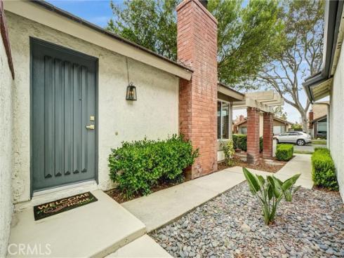 14332 Pinewood Road , Tustin, CA