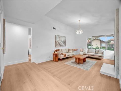 14332 Pinewood Road , Tustin, CA
