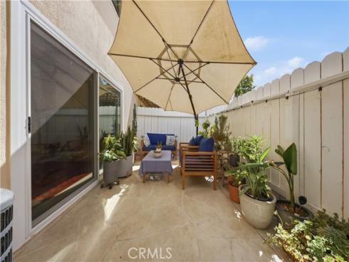1881  Mitchell  57  Avenue, Tustin, CA