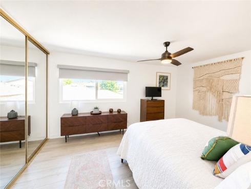 1881 Mitchell 57 Avenue, Tustin, CA