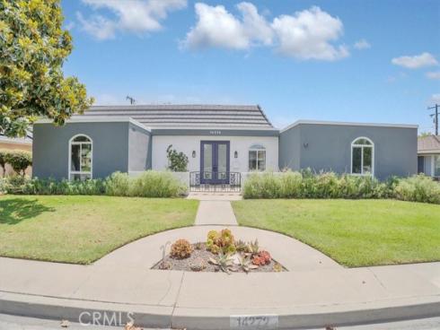 14272 Acacia