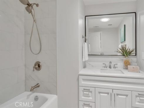 14272 Acacia , Tustin, CA