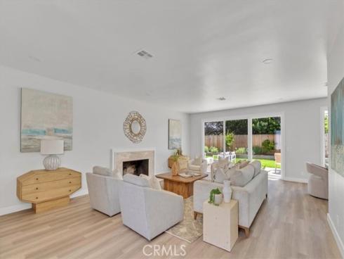 14272 Acacia , Tustin, CA