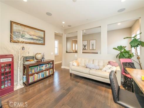 220 Barnes Road, Tustin, CA
