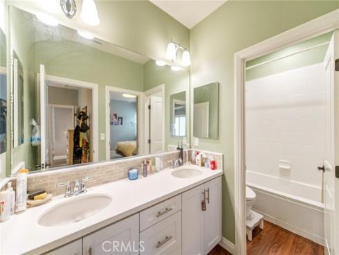 220 Barnes Road, Tustin, CA