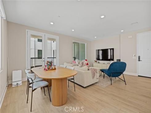 16289 Dawn Way 209 , Tustin, CA
