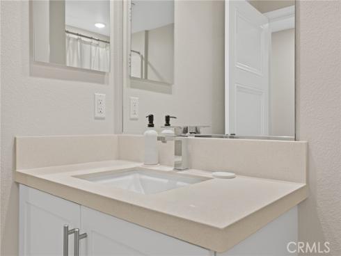 16289 Dawn Way 209 , Tustin, CA