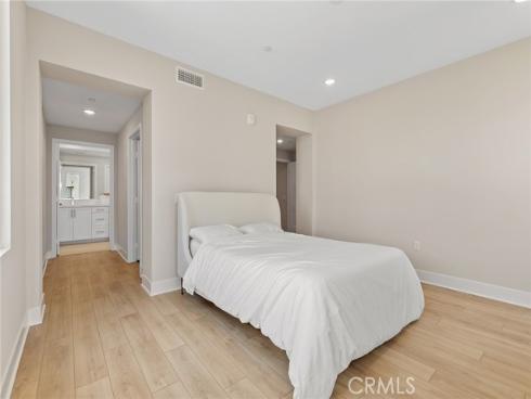 16289 Dawn Way 209 , Tustin, CA