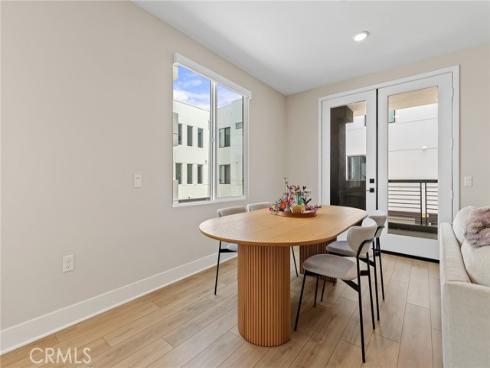 16289 Dawn Way 209 , Tustin, CA
