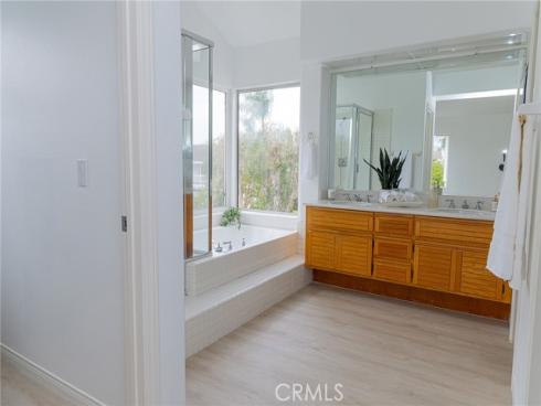 13382 S Presidio  , Tustin, CA