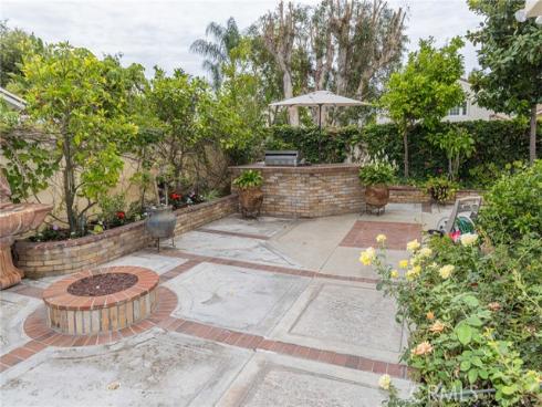 13382 S Presidio  , Tustin, CA