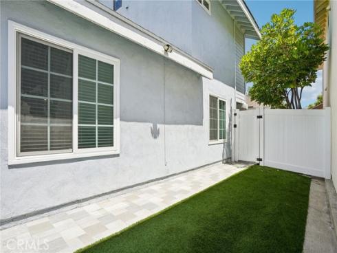 12568  Wedgwood   Circle, Tustin, CA