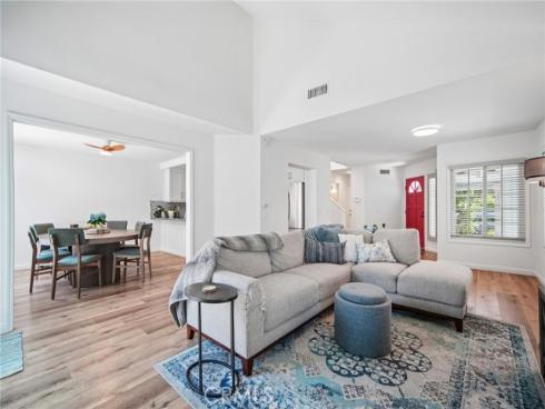12568  Wedgwood   Circle, Tustin, CA