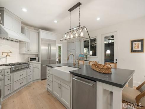 2555 Reynolds Drive, Tustin, CA